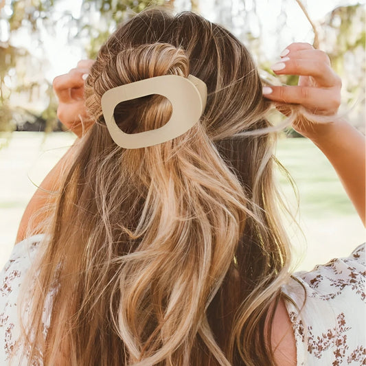 Haarspange – Binden Sie Ihre Haare zusammen. Vergessen Sie das Unbehagen.